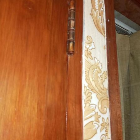 Mayestik Guest House Syariah Giacarta Esterno foto