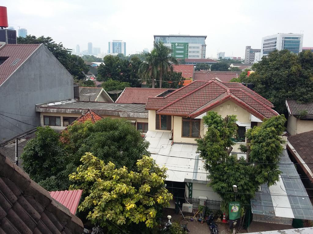 Mayestik Guest House Syariah Giacarta Esterno foto