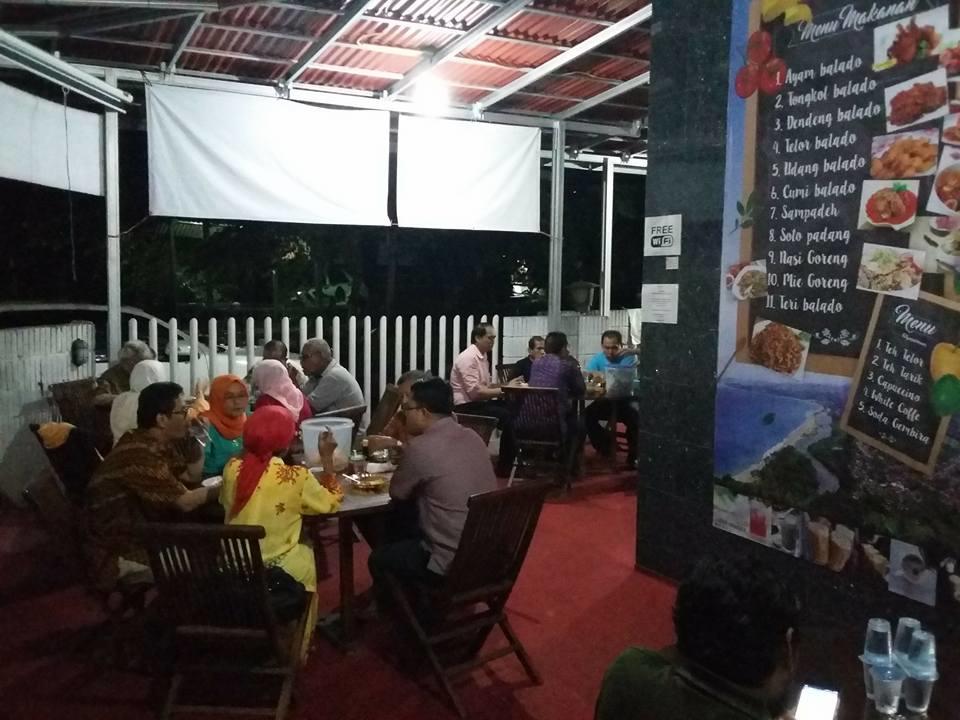 Mayestik Guest House Syariah Giacarta Esterno foto