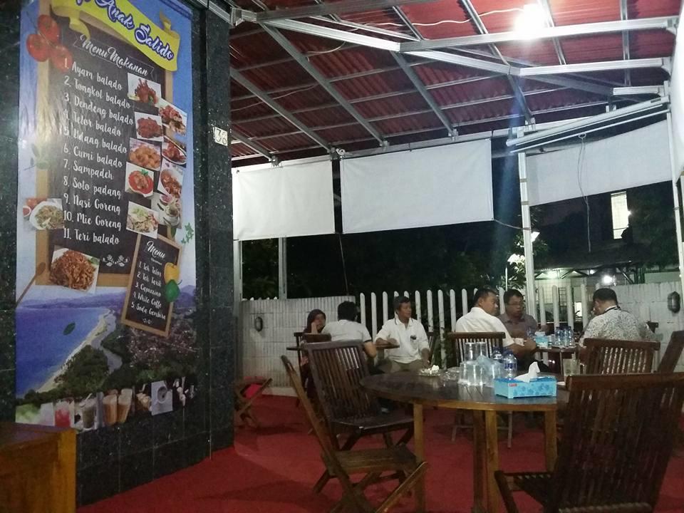 Mayestik Guest House Syariah Giacarta Esterno foto